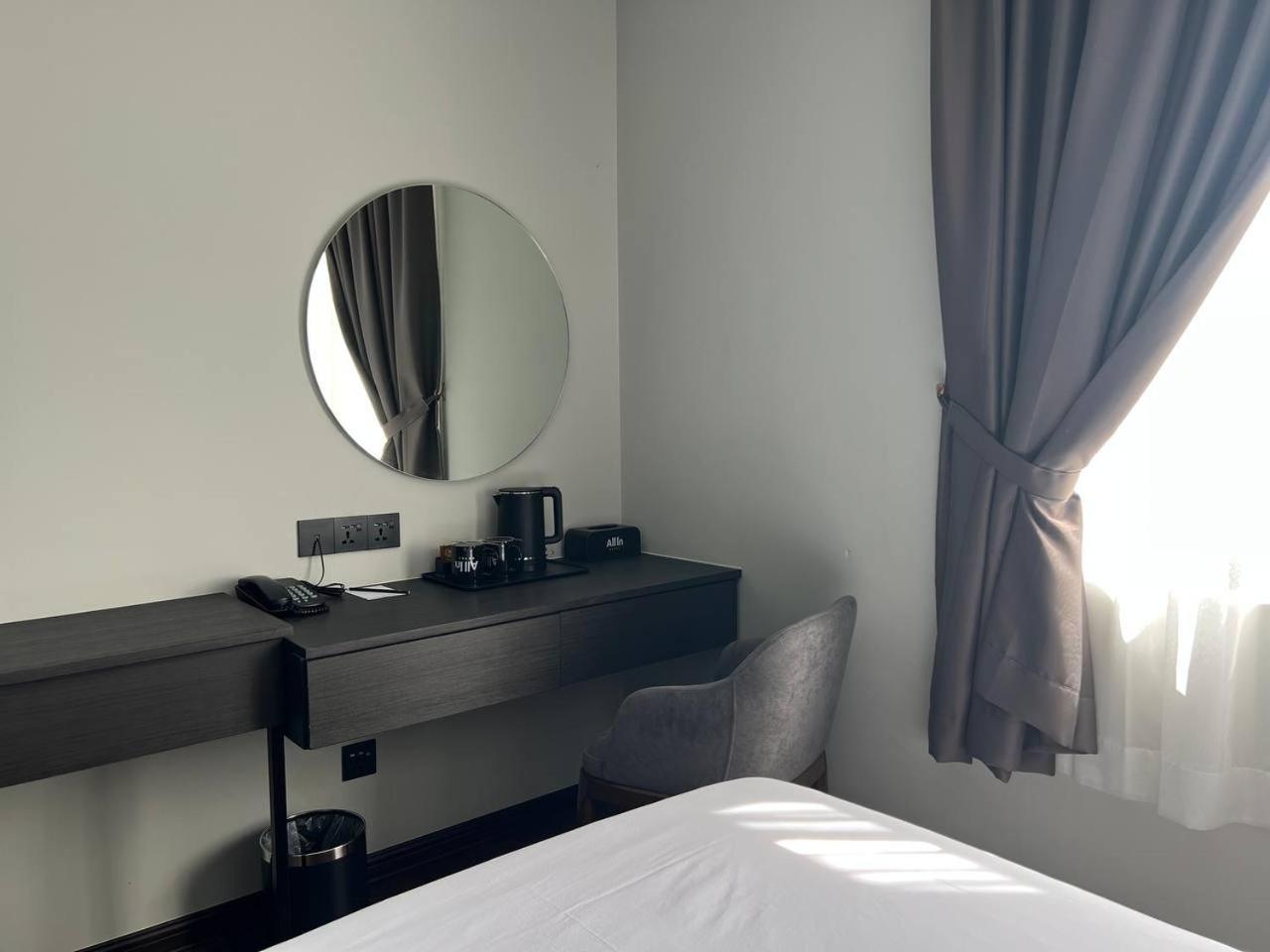 All In Hotel Kangar Exterior photo